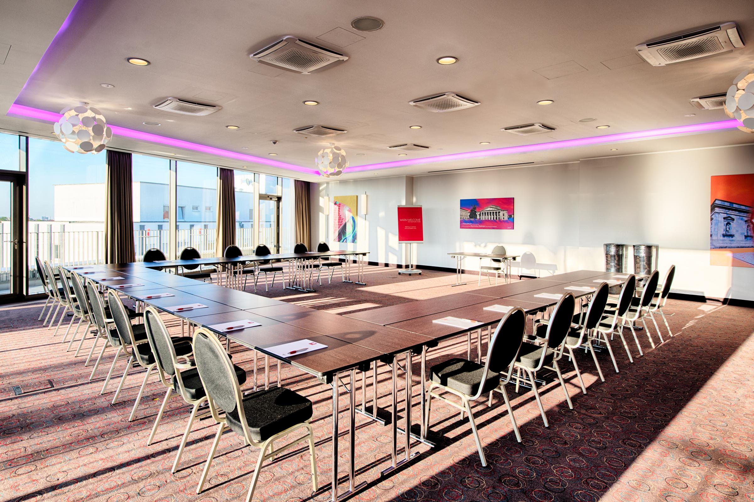Leonardo Hotel Munich City South Екстериор снимка