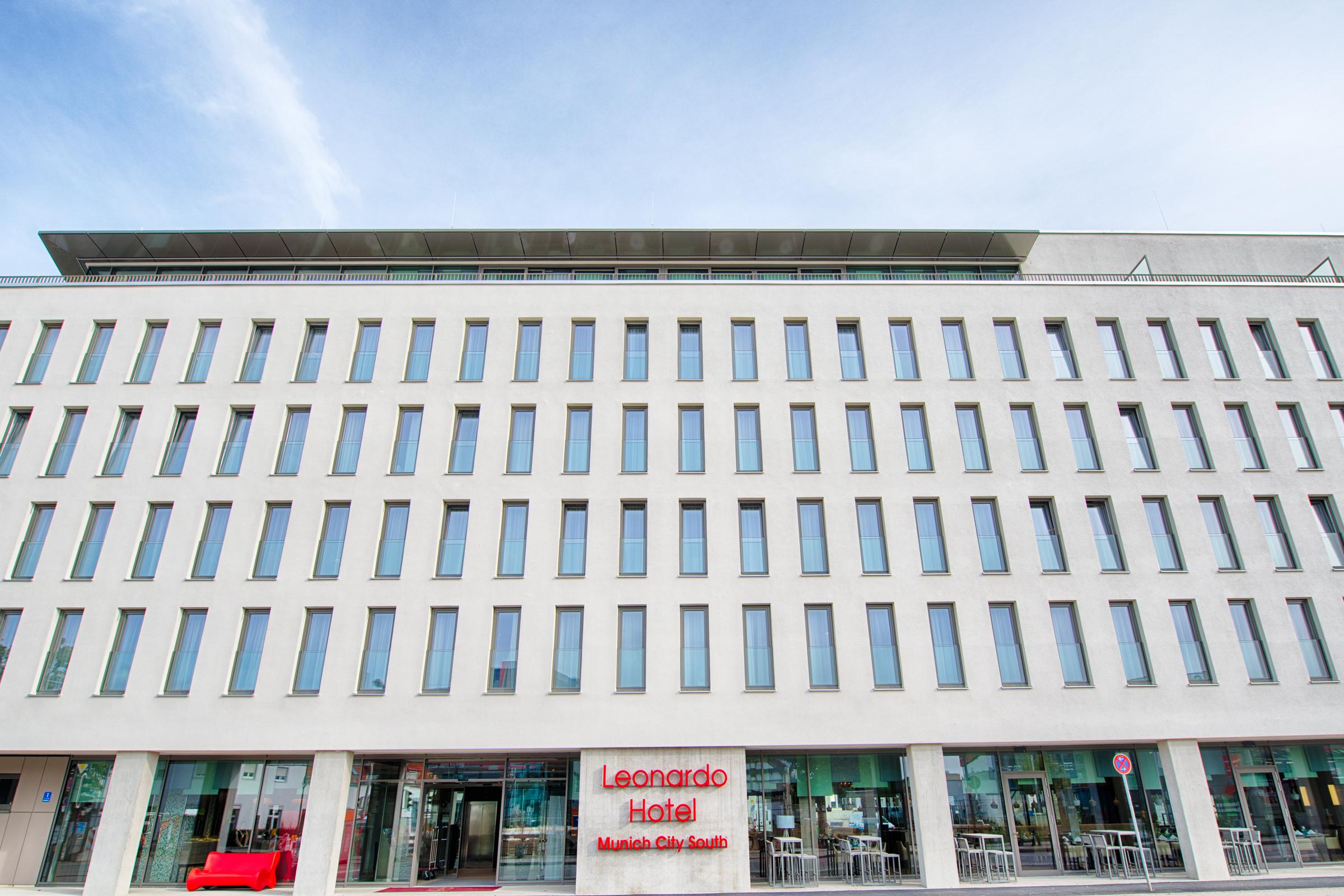 Leonardo Hotel Munich City South Екстериор снимка