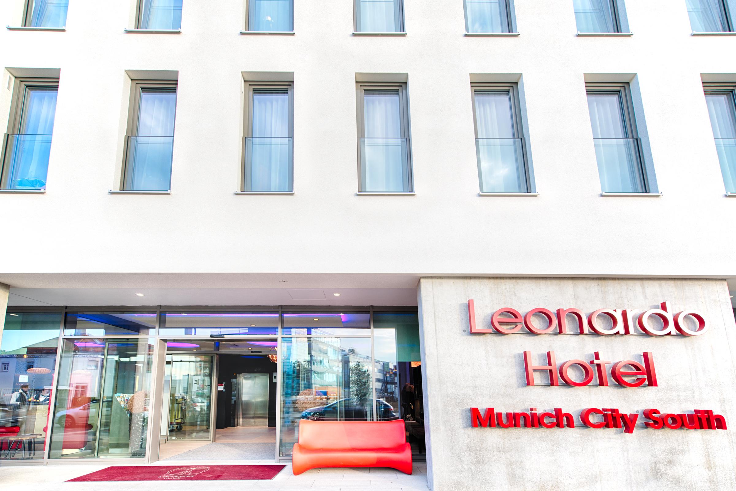 Leonardo Hotel Munich City South Екстериор снимка
